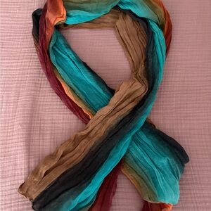 Elegant Multicolor Pleated Scarf